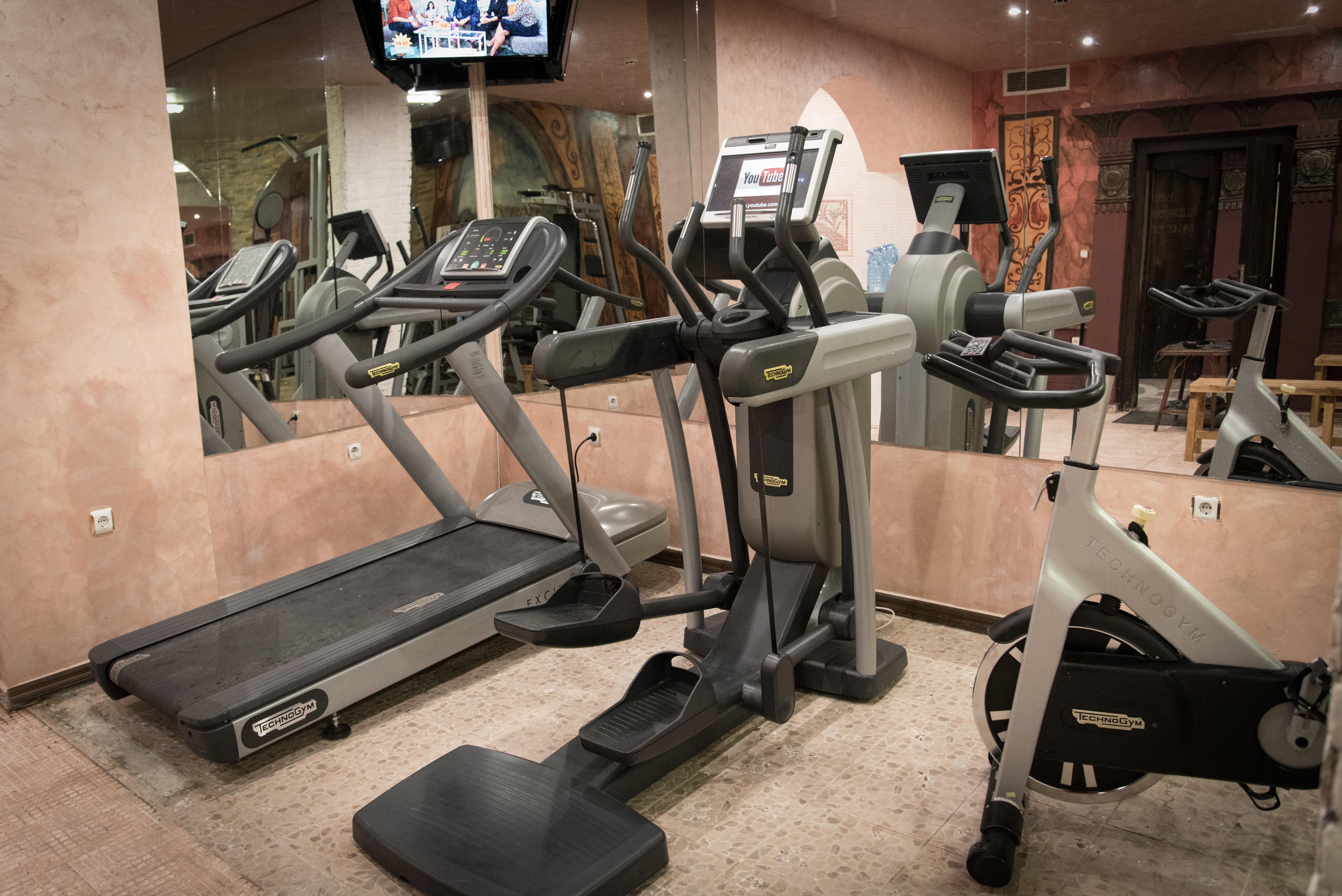 Imperial Palace Hotel Sunny Beach Buitenkant foto A typical gym